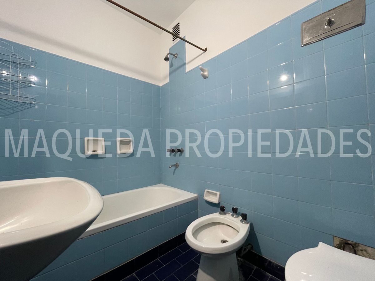 124dae95700a5ed3771bc3cffe93730d.jpg