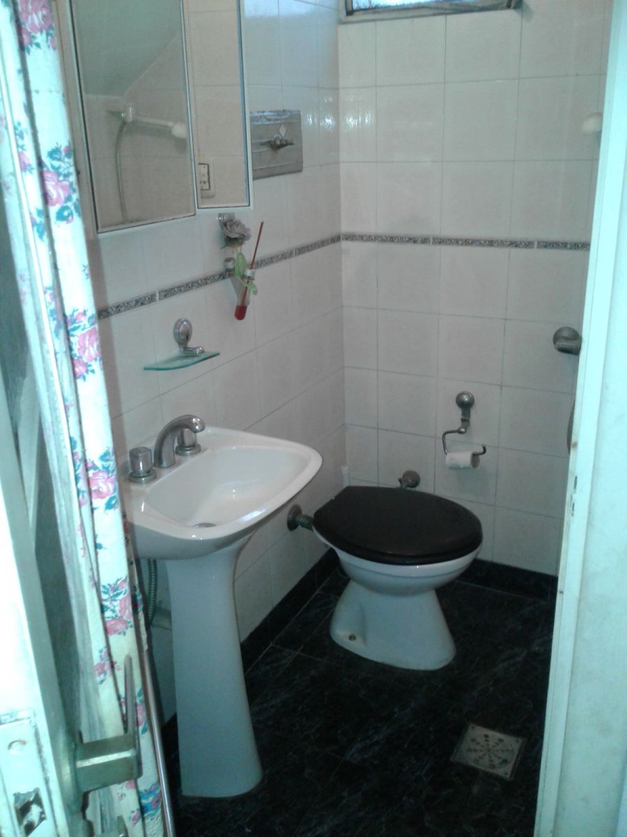 5e6bd2db30237.jpg