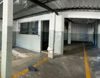 GALPÓN CON VIVIENDA EN MATADEROS